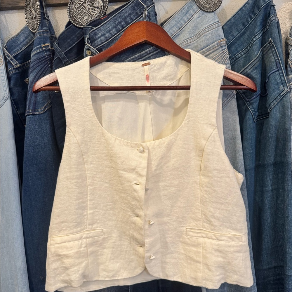 Free people Cream Sleeveless Linen Vest Top Never Worn